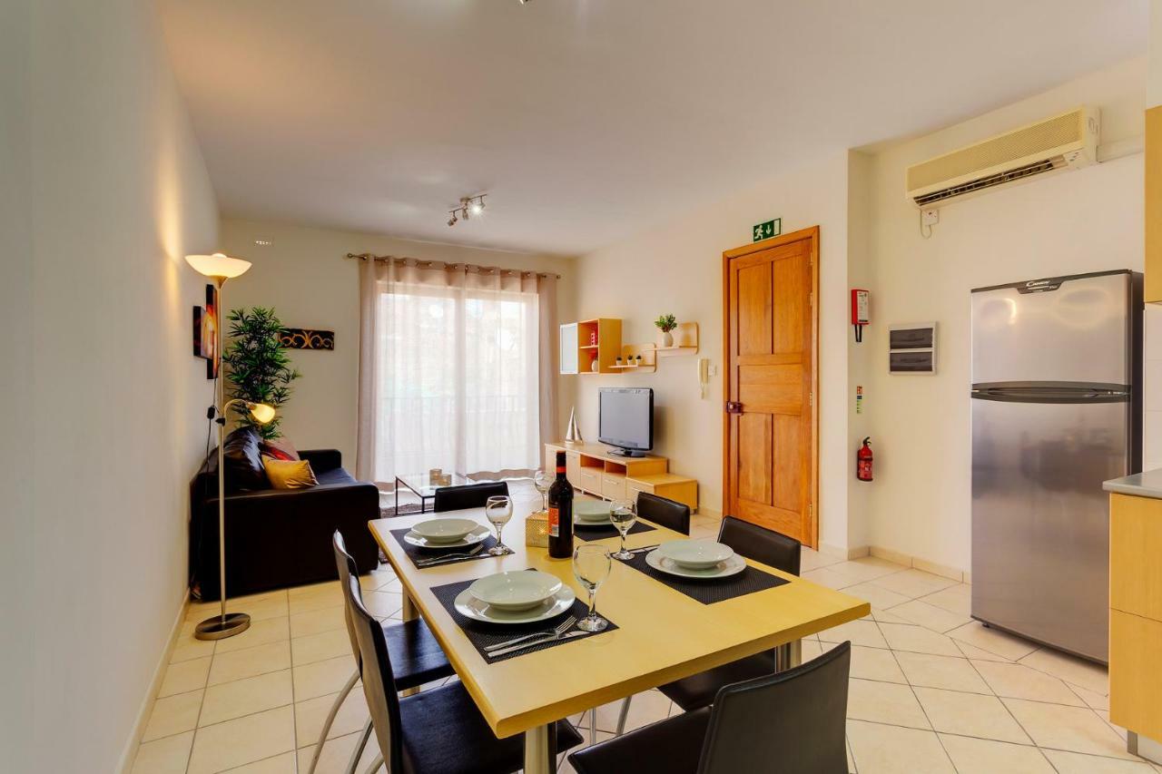 Spacious, Top Location Sliema Apartment Exterior foto