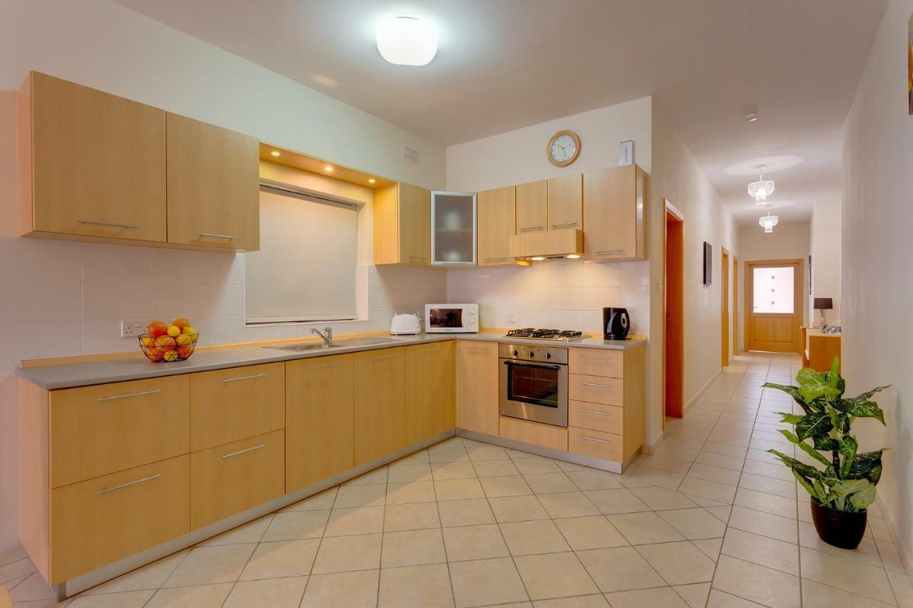 Spacious, Top Location Sliema Apartment Exterior foto